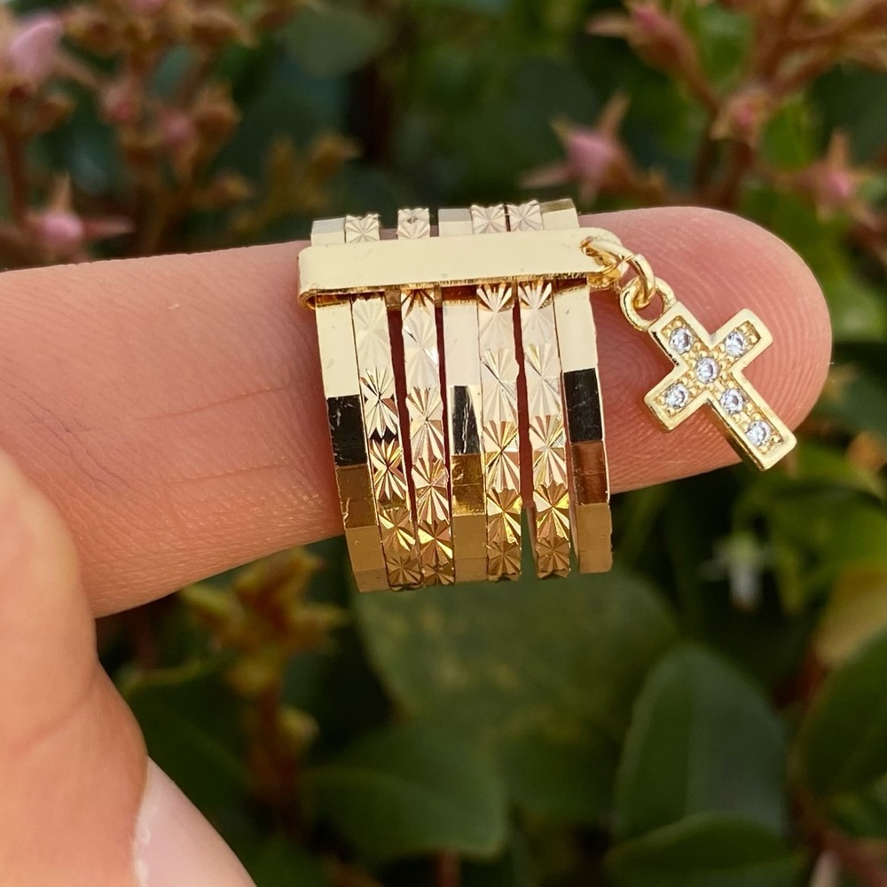 18k Gold Filled Cross Semanario Ring /Anillo Semanario Cruz Oro Laminado